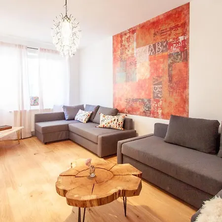 Moderne 100 Qm Stadtwohnung Neu Und Zentral Gelegen