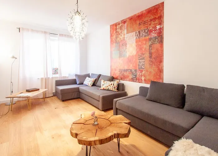 Moderne 100 Qm Stadtwohnung Neu Und Zentral Gelegen
